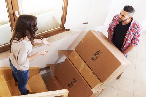 Local moving van service in Ladbrokegrove supporting residential relocation