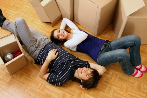 Prepared furniture removal crew managing a smooth move in Ladbrokegrove