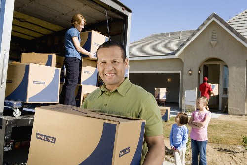 Urgent local removals planning with packing and loading support